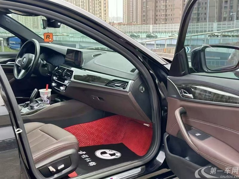 宝马5系 525Li 2019款 2.0T 自动 汽油 M运动套装 (国Ⅵ) 