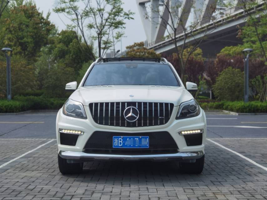 奔驰GL级 GL350 [进口] 2014款 3.0T 自动 柴油 价格0万 