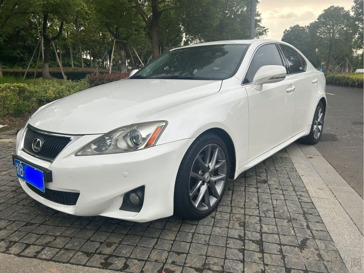 雷克萨斯IS 250 [进口] 2011款 2.5L 自动 汽油 运动版价格0万