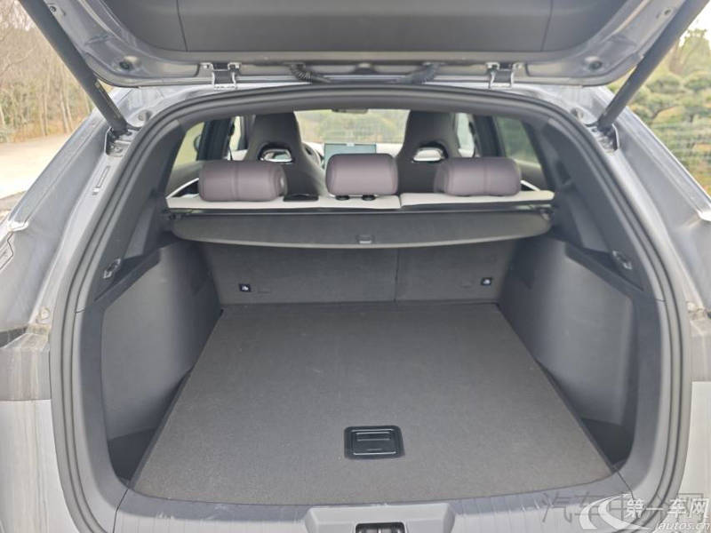 比亚迪宋PLUS EV 荣耀版 2024款 0.0T 自动 605km旗舰PLUS 