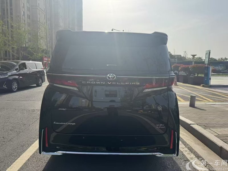 丰田威尔法 皇冠 [进口] 2024款 2.5L 自动 至尊版 
