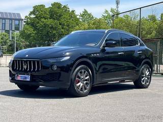 玛莎拉蒂Levante 3.0T 