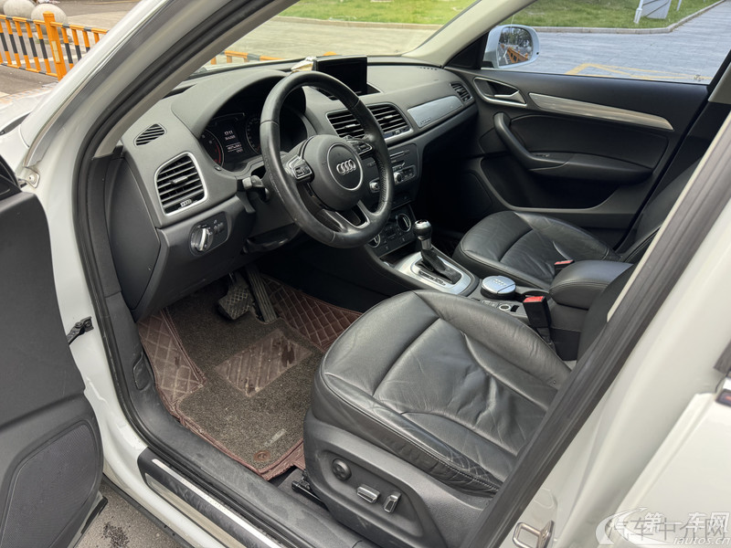 奥迪Q3 35TFSI 2016款 2.0T 自动 四驱 进享型 (国Ⅴ) 