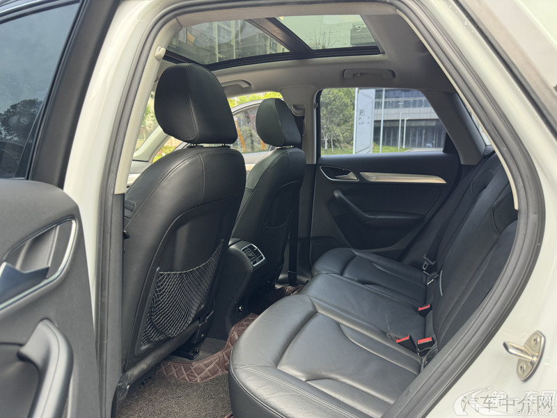 奥迪Q3 35TFSI 2016款 2.0T 自动 四驱 进享型 (国Ⅴ) 