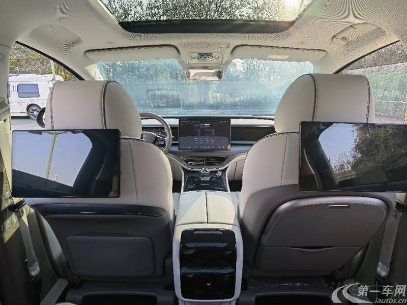 腾势D9 2022款 1.5T 自动 尊荣型 (国Ⅵ) 