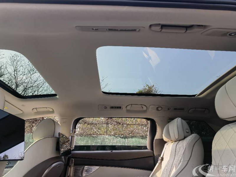 腾势D9 2022款 1.5T 自动 尊荣型 (国Ⅵ) 