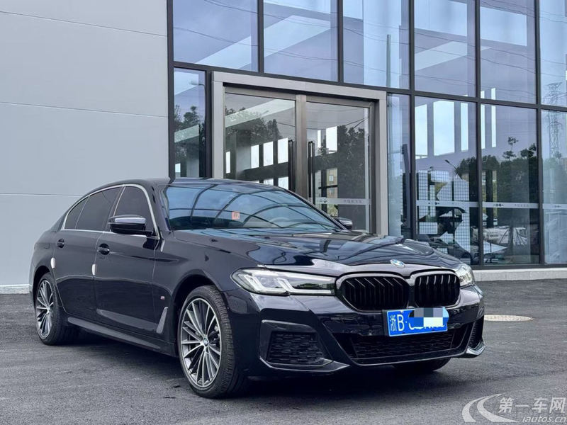 宝马5系 530Li 2022款 2.0T 自动 汽油 改款领先型M运动套装 (国Ⅵ) 