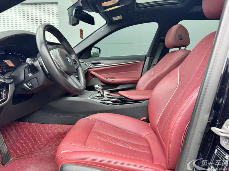 宝马5系 530Li 2022款 2.0T 自动 汽油 改款领先型M运动套装 (国Ⅵ) 