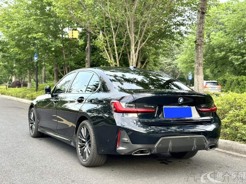 宝马3系 325i 2024款 2.0T 自动 汽油 M运动曜夜套装 (国Ⅵ) 