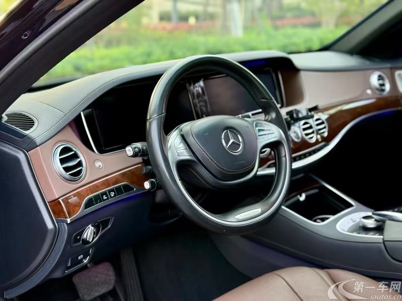 奔驰S级 S320 [进口] 2016款 3.0T 自动 汽油 豪华型加长版 (欧Ⅴ) 
