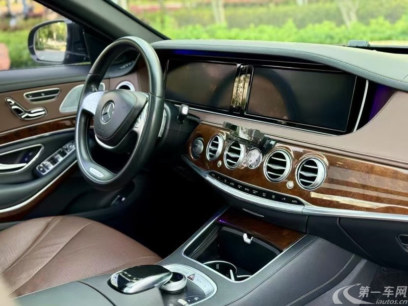 奔驰S级 S320 [进口] 2016款 3.0T 自动 汽油 豪华型加长版 (欧Ⅴ) 