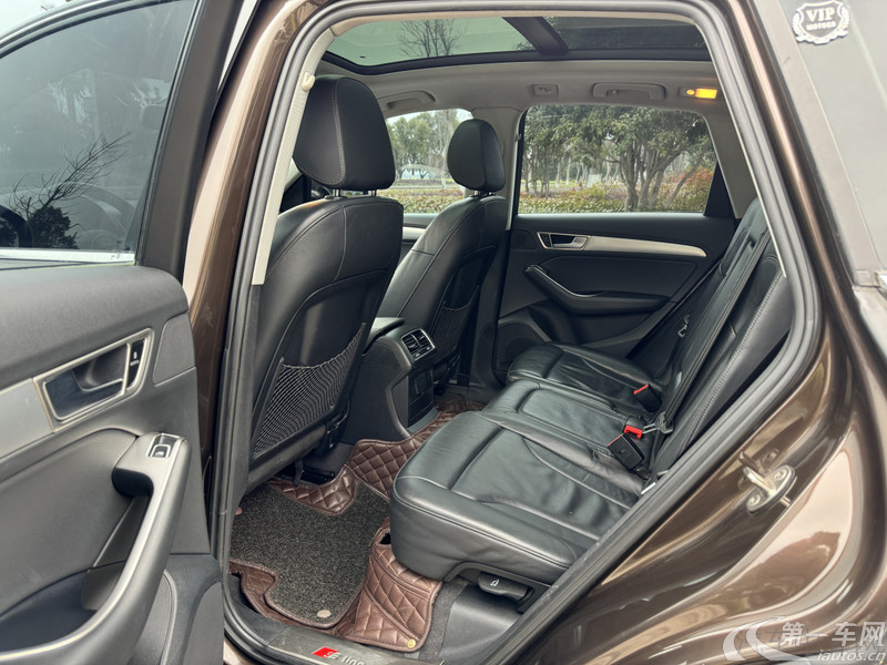 奥迪Q5 2015款 2.0T 自动 四驱 汽油 技术型 (国Ⅴ) 