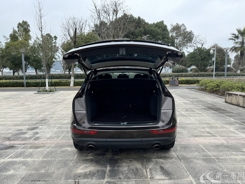 奥迪Q5 2015款 2.0T 自动 四驱 汽油 技术型 (国Ⅴ) 