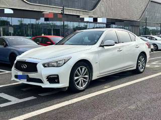 英菲尼迪Q50L 2.0T 自动 舒适版 
