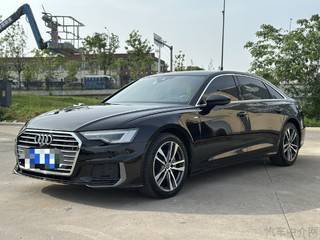 奥迪A6L 40TFSI 