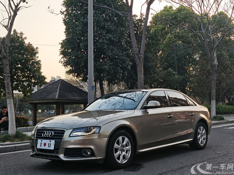 奥迪A4L 2012款 2.0T 自动 舒适型 (国Ⅳ) 