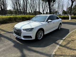 奥迪A4L 40TFSI 2.0T 自动 30周年时尚型 