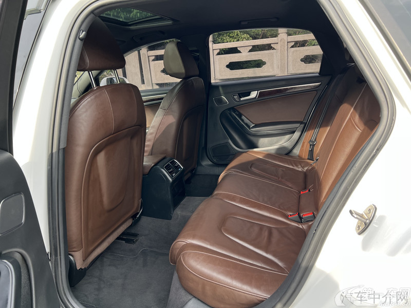 奥迪A4L 2016款 2.0T 自动 标准型 (国Ⅴ) 