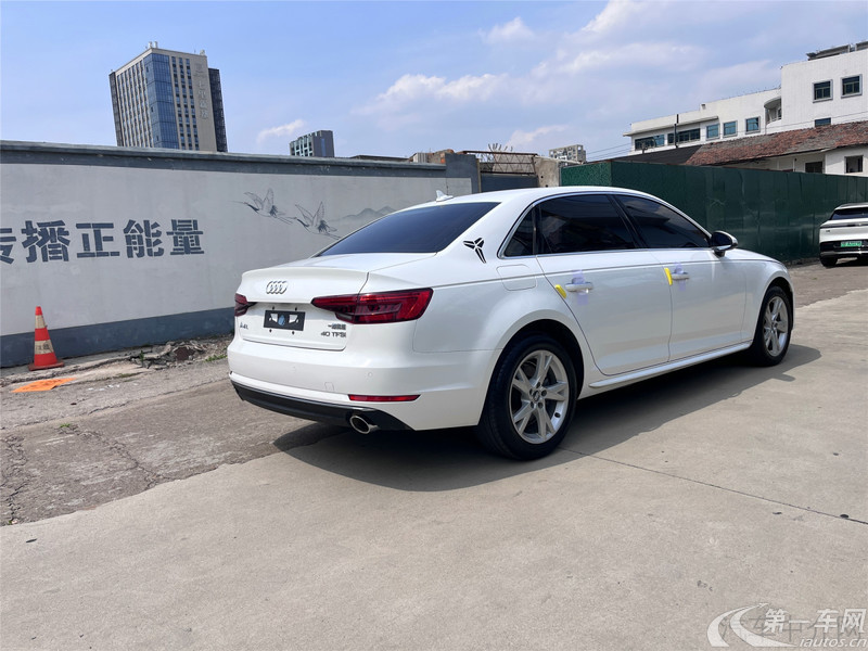奥迪A4L 2017款 2.0T 自动 进取型 (国Ⅴ) 