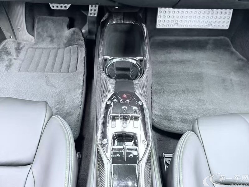 法拉利SF90 Spider [进口] 2021款 3.9T 自动 