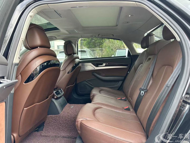 奥迪A8L 45 [进口] 2013款 3.0T 自动 汽油 豪华型 