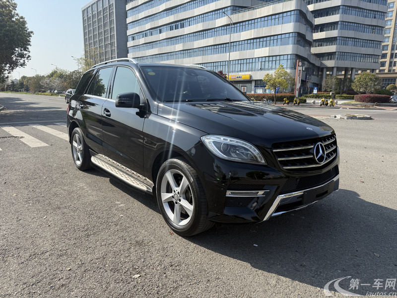 奔驰M级 ML320 [进口] 2014款 3.0T 自动 汽油 (欧Ⅳ) 