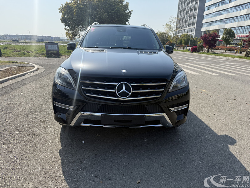奔驰M级 ML320 [进口] 2014款 3.0T 自动 汽油 (欧Ⅳ) 