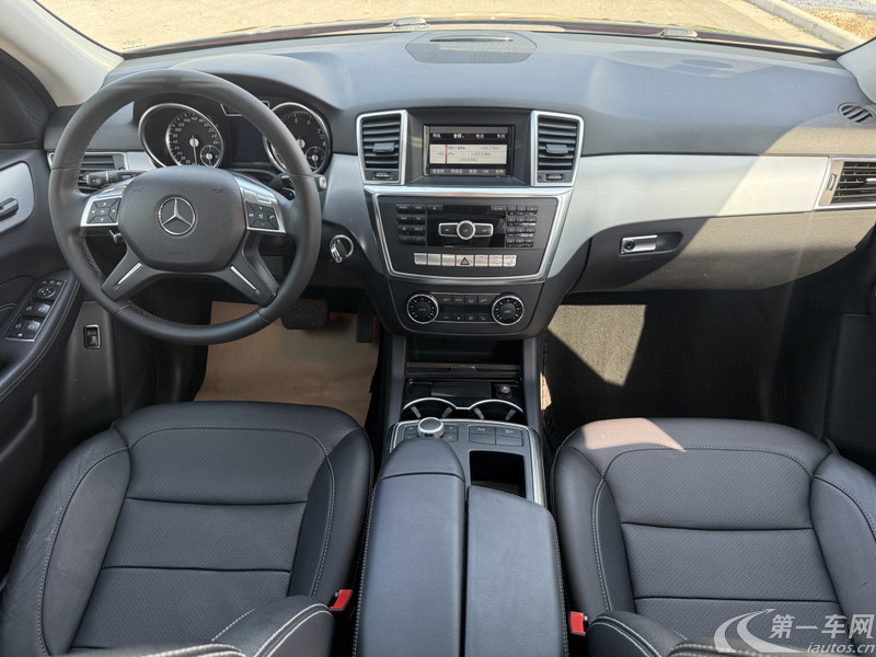 奔驰M级 ML320 [进口] 2014款 3.0T 自动 汽油 (欧Ⅳ) 