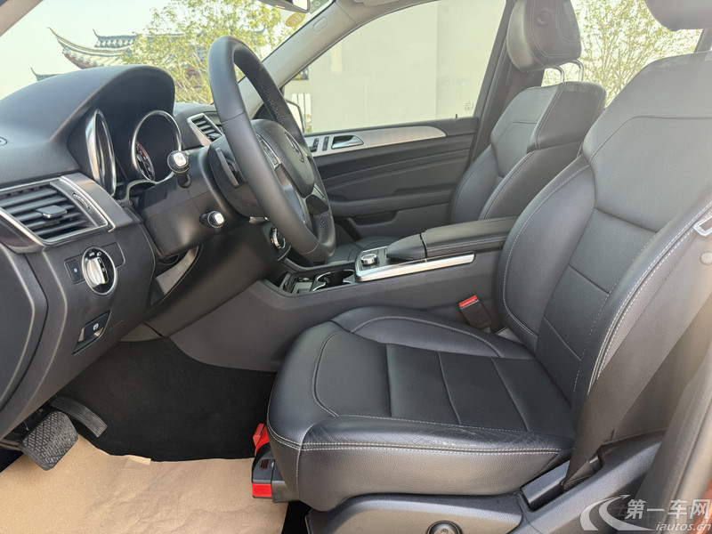 奔驰M级 ML320 [进口] 2014款 3.0T 自动 汽油 (欧Ⅳ) 