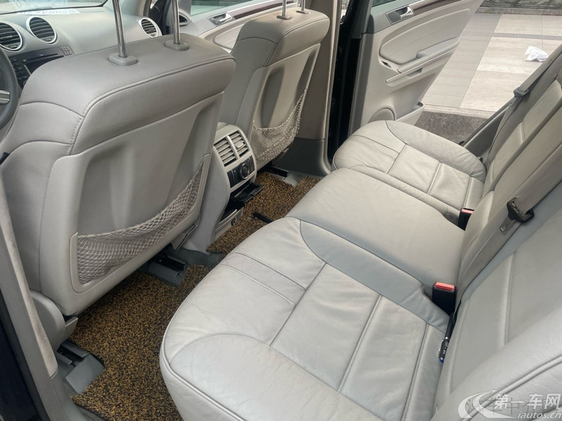 奔驰M级 ML350 [进口] 2010款 3.5L 自动 汽油 豪华型 