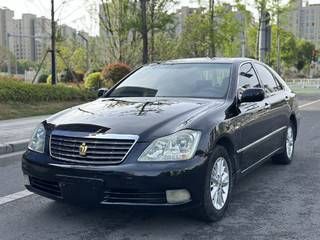 丰田皇冠 2.5L 