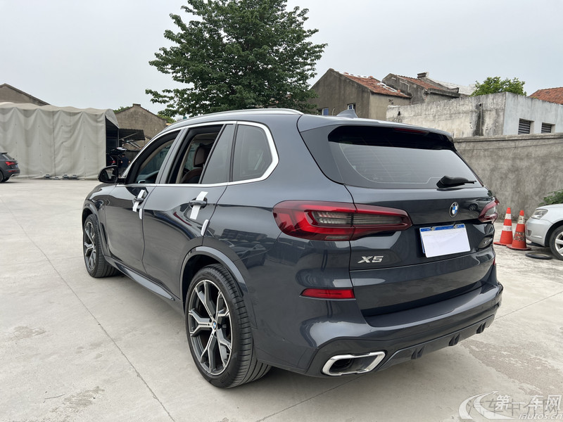 宝马X5 [进口] 2021款 3.0T 自动 四驱 汽油 尊享型M运动套装 