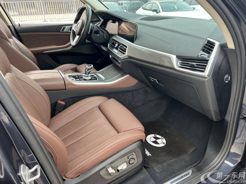 宝马X5 [进口] 2021款 3.0T 自动 四驱 汽油 尊享型M运动套装 