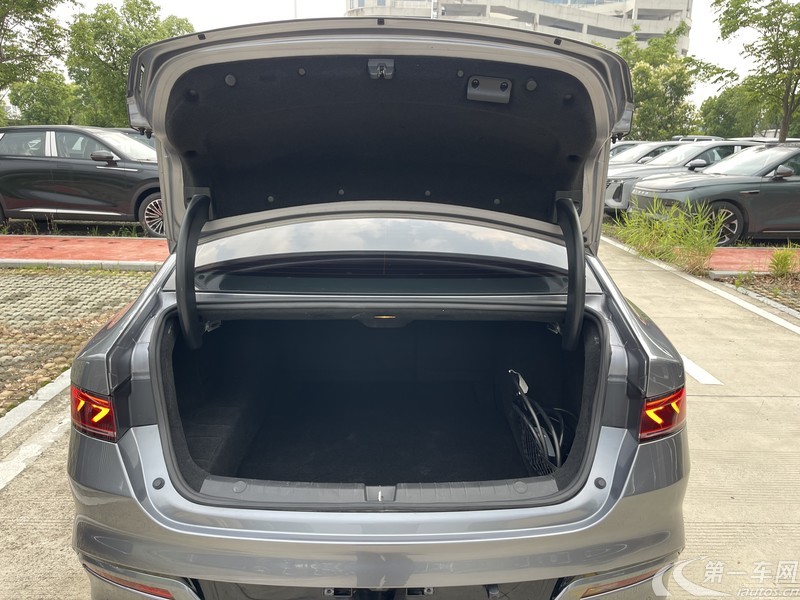 比亚迪秦PLUS 2021款 1.5L 自动 旗舰型 (国Ⅵ) 