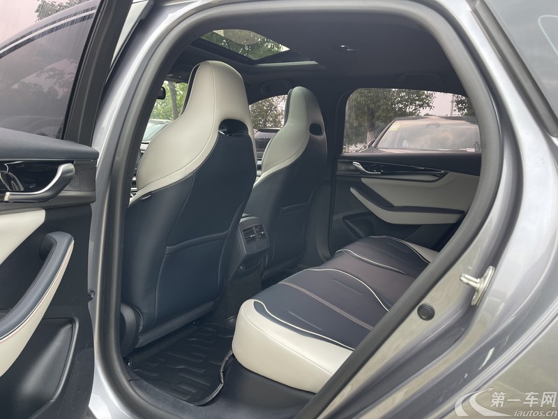 比亚迪秦PLUS 2021款 1.5L 自动 旗舰型 (国Ⅵ) 