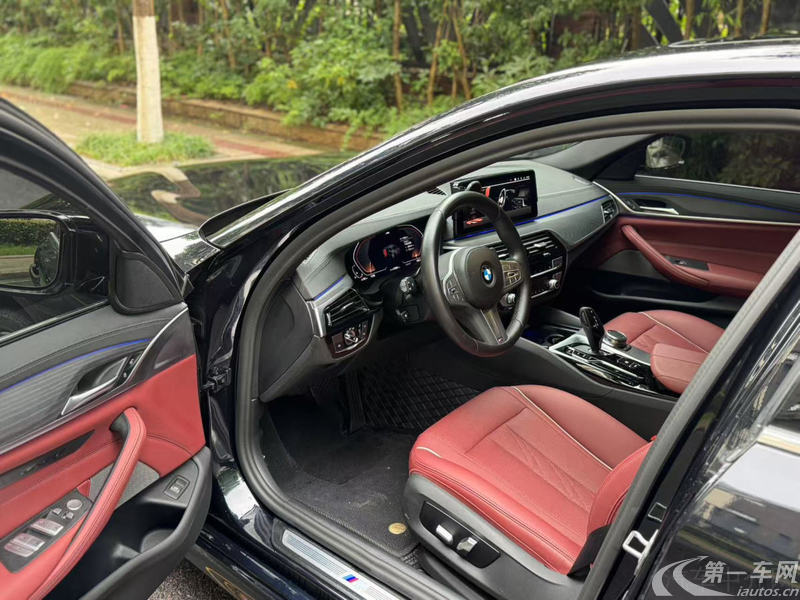 宝马5系 530Li 2024款 2.0T 自动 汽油 领先型M运动套装 (国Ⅵ) 