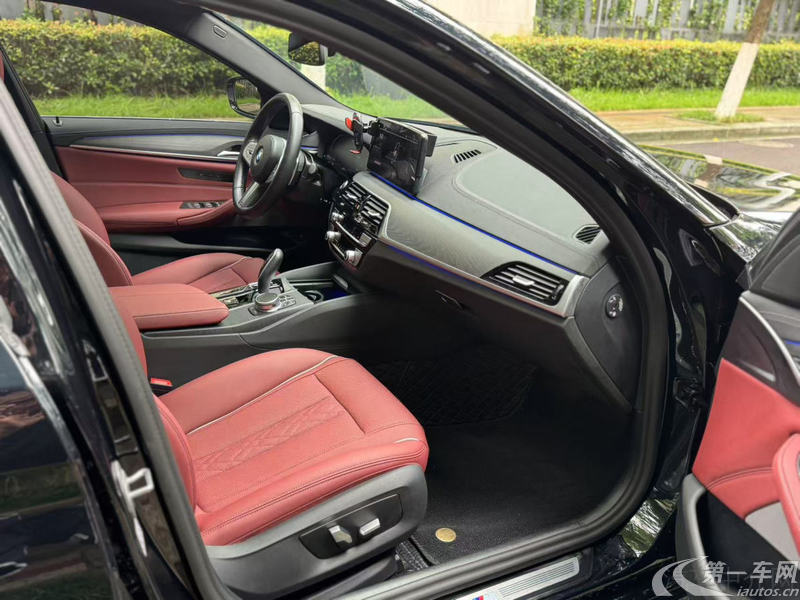 宝马5系 530Li 2024款 2.0T 自动 汽油 领先型M运动套装 (国Ⅵ) 